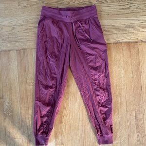 Lululemon Athletica Jogger Pant Size 8 Pink